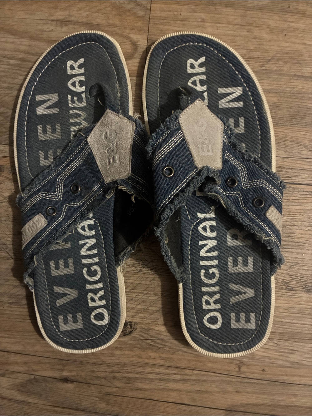 Evergreen Original Denim Flip Sandals - Blue